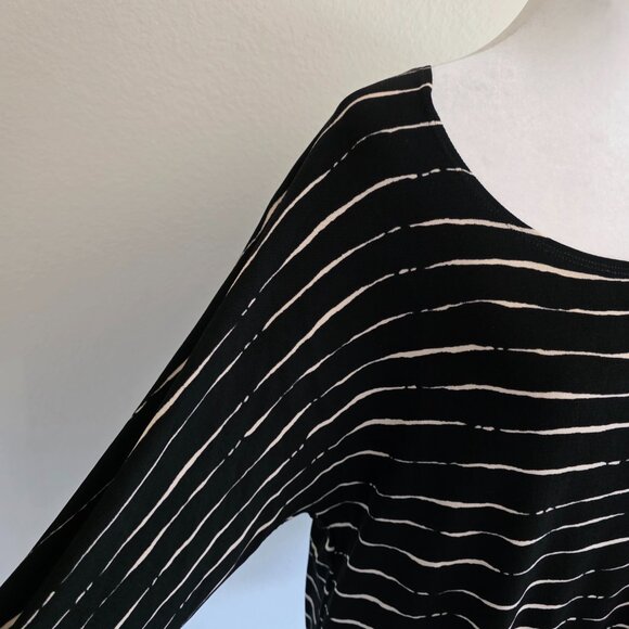 Chico's Travelers Top Tunic Size 2 Large Stretch Black Tan Stripe Relax Fit - Picture 5 of 8